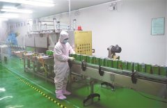 记者探访奶制品生产过程:自动化车间保乳品安全