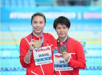世上本没有来之轻易的荣耀 特别是“冠军”头衔(图1)