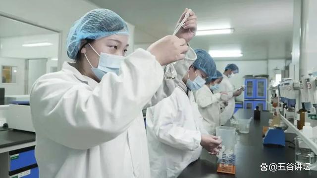 抽检100%合格，人之初奶粉再获质量金奖，打造更具特色的产品！(图2)